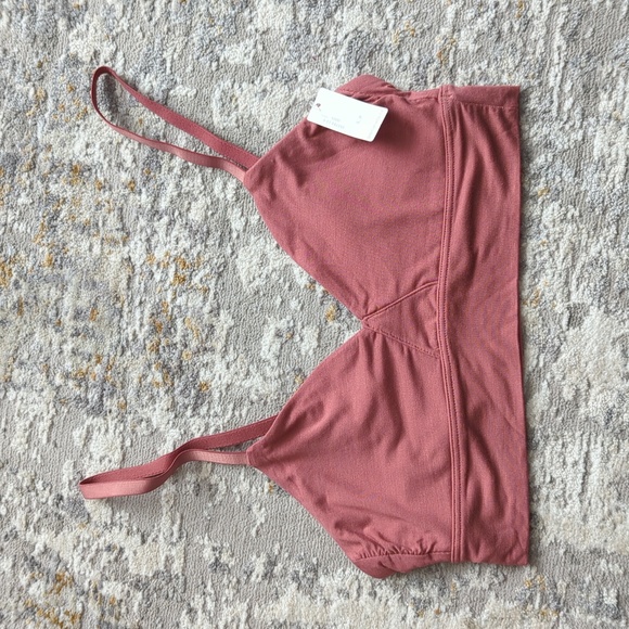 NEW seamless bras size small Gap & yummie - Picture 6 of 9
